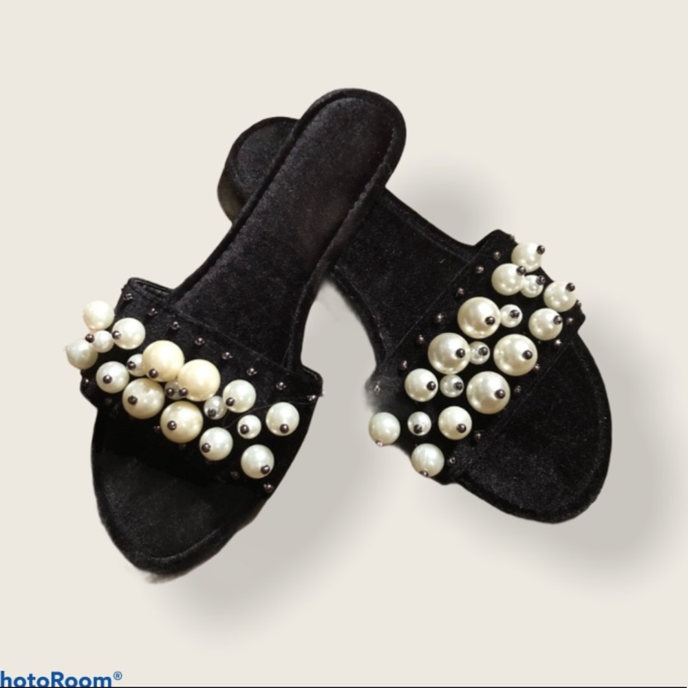 Slippers….Velvety Pearl slipper slides !!!